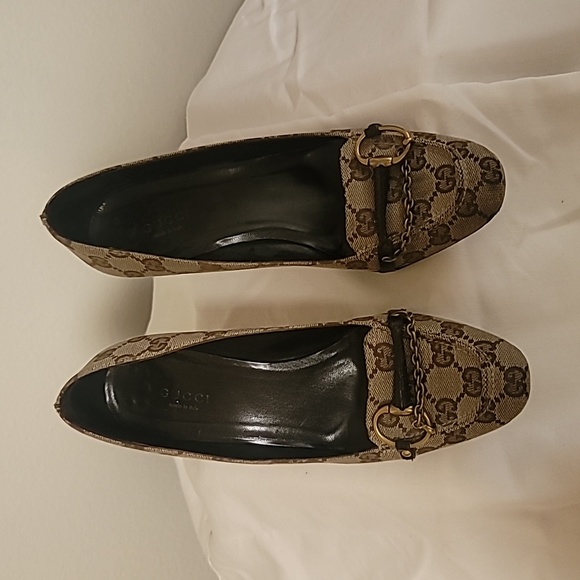 GUCCI VINTAGE 💯 AUTHENTHIC CLOTH HEEL SIZE 7B PRE-OWNED VERY GOOD COND - Picture 2 of 13